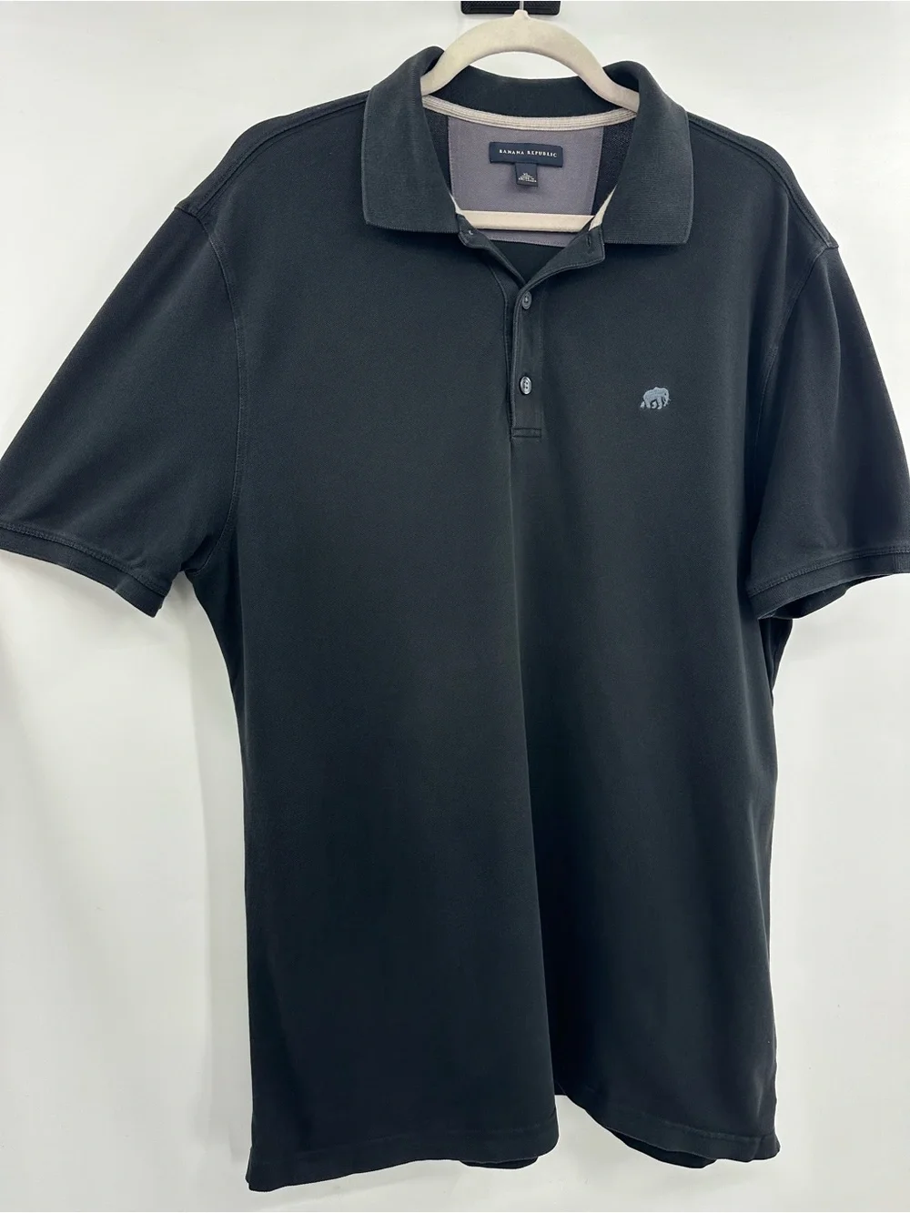 Banana Republic Men's Black Polo with Subtle Logo